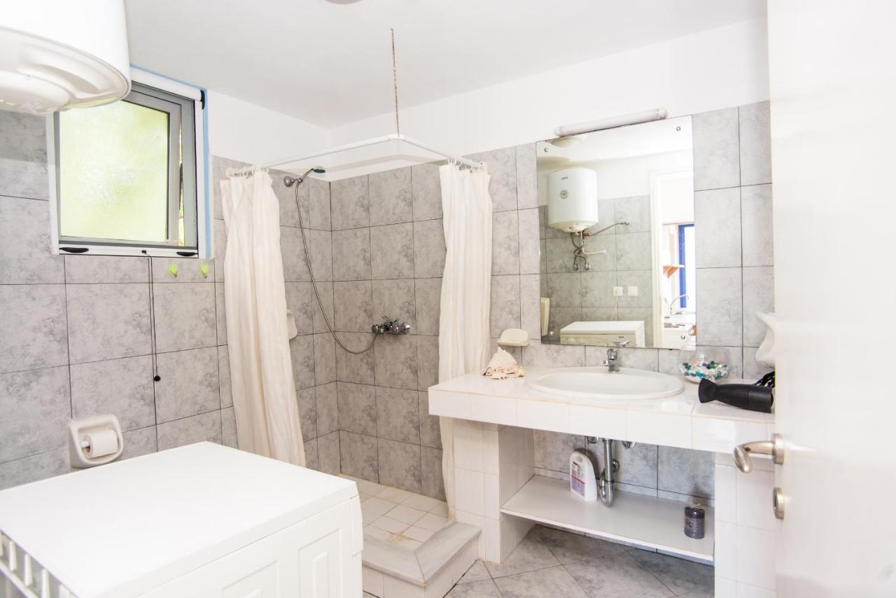 Aparthotel Blue White - Kefallonia Poolside Retreats Spartia (Kefalonia)